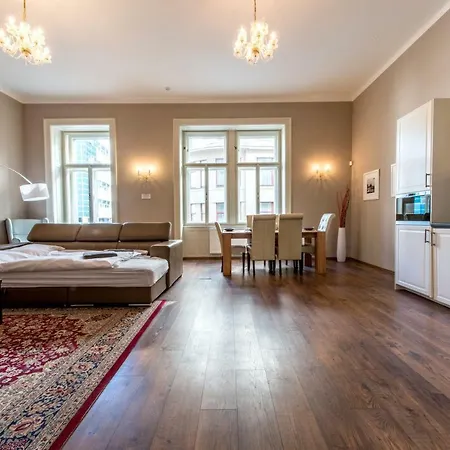 ✰downtown Grand - Old Town Location✰ Prag