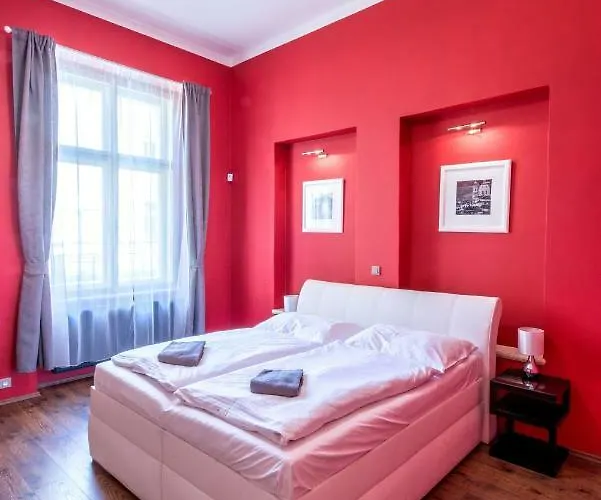 ✰downtown Grand - Old Town Location✰