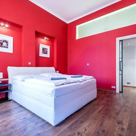 ✰downtown Grand - Old Town Location✰ Appartement